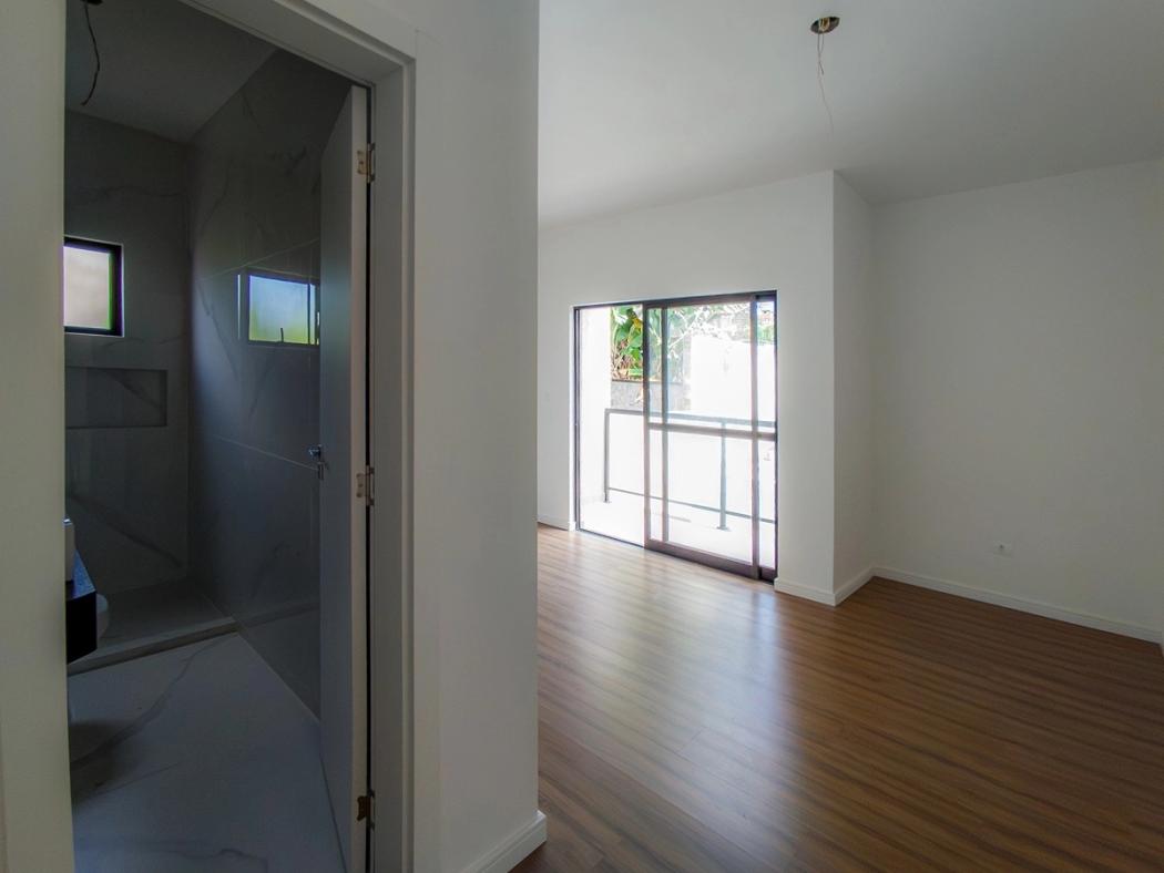 Casa à venda em Tingui, Curitiba — Hub Urbana