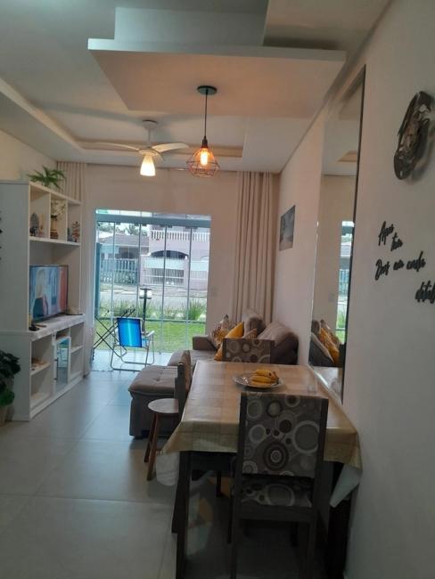 Casa à venda em Balneário Albatroz, Matinhos — Hub Urbana