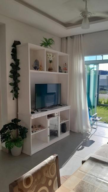 Casa à venda em Balneário Albatroz, Matinhos — Hub Urbana