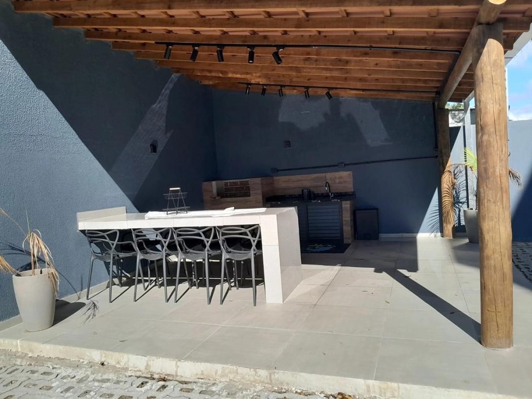 Casa à venda em Balneário Albatroz, Matinhos — Hub Urbana