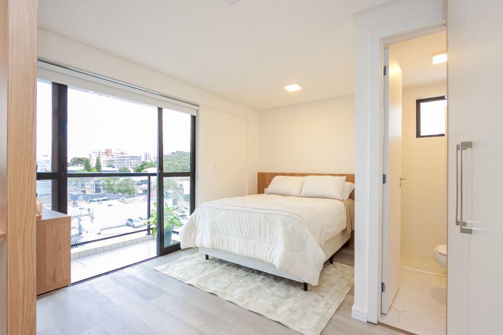 Apartamento em Curitiba - PR, no bairro Centro - Referência AD0007-CTBA