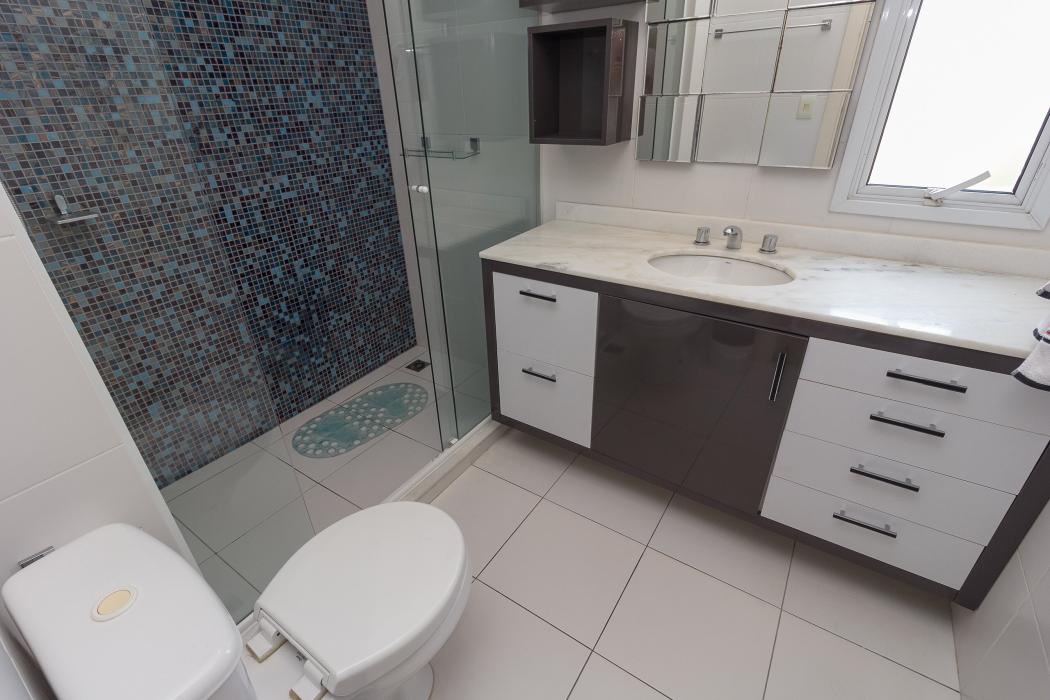  - Apartamento de 3 Suites de 158 m² na José Cadilhe - Água Verde - Curitiba - PR