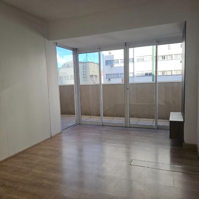  - Apartamento com 1 dormitório à venda, 41 m² por R$ 360.000,00 - Centro - Curitiba/PR