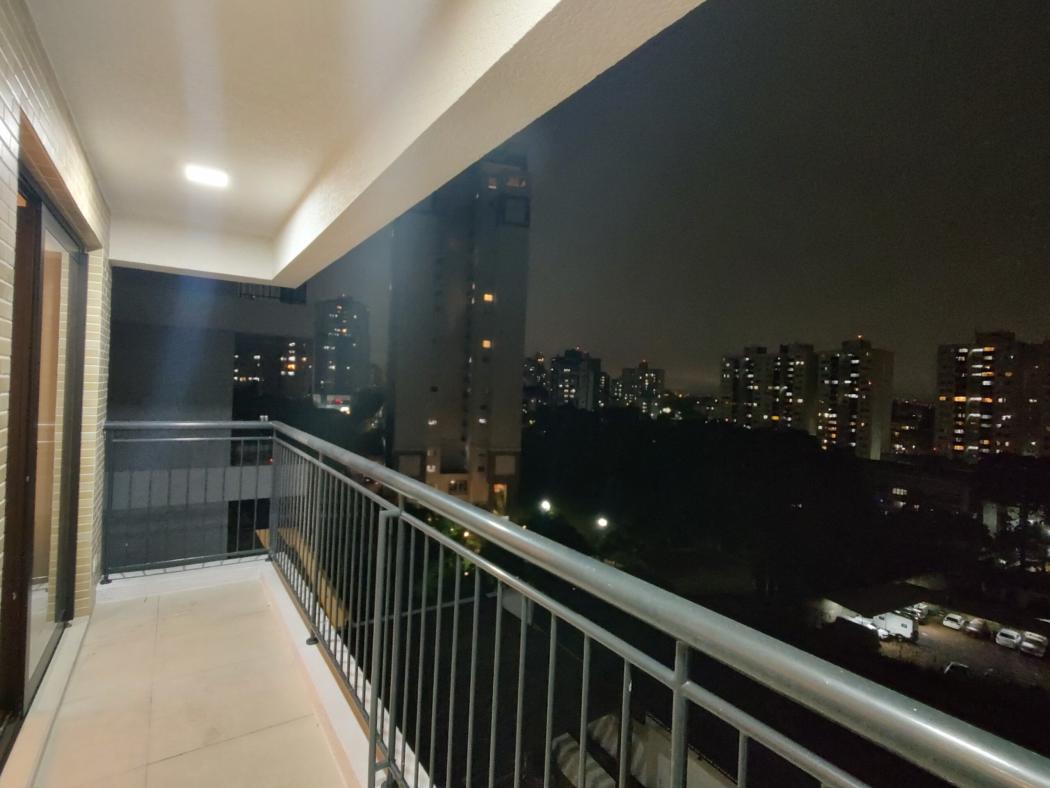 Apartamento 1 quarto com sacada no Plus Portão Curitiba para venda - voa corretor