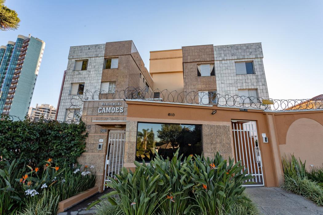 Apartamento em CURITIBA - PR, no bairro Mossunguê - Referência AP0005-KAUX