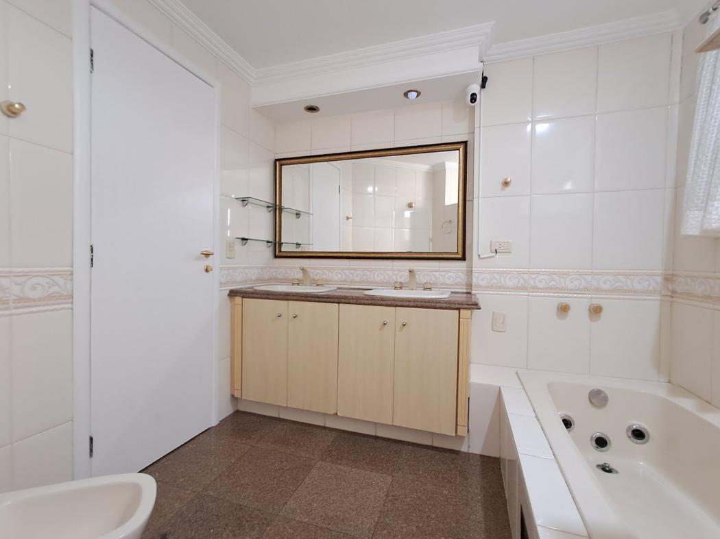 Apartamento para alugar em Água Verde, Curitiba — Hub Urbana