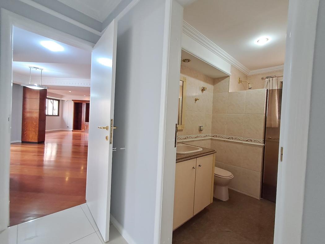Apartamento para alugar em Água Verde, Curitiba — Hub Urbana