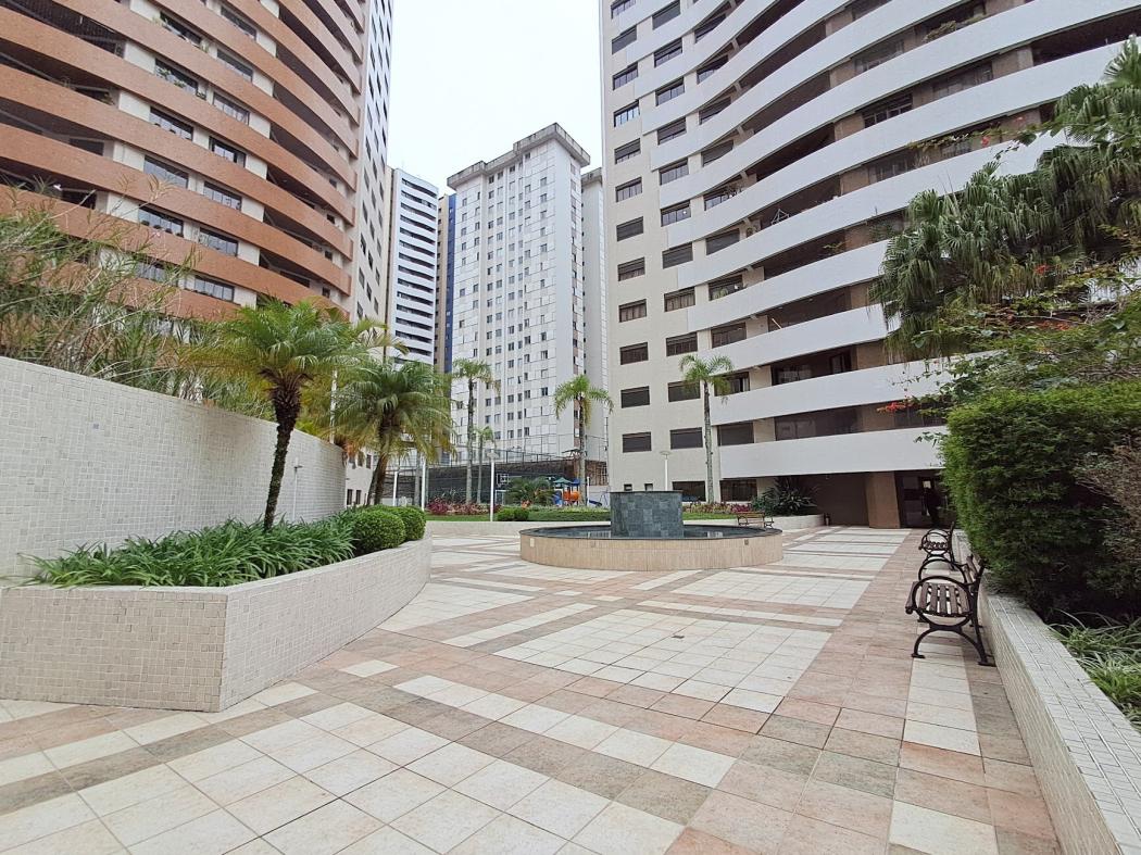 Apartamento para alugar em Água Verde, Curitiba — Hub Urbana