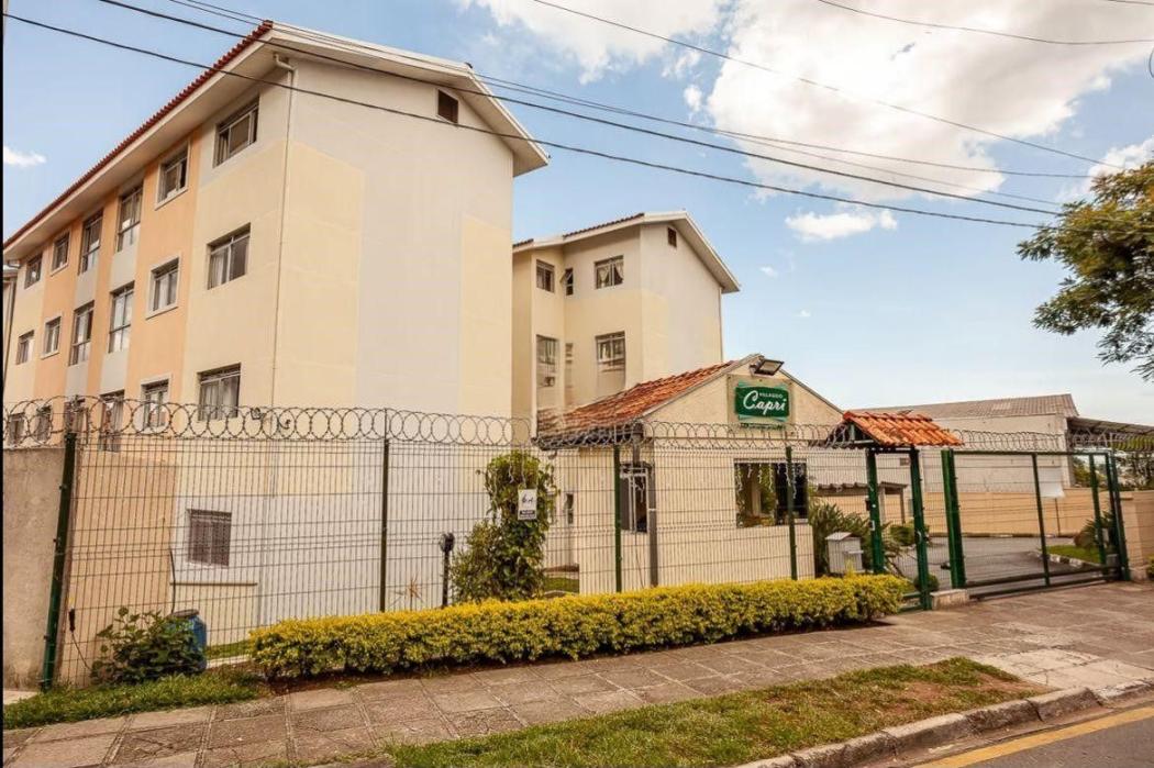 Apartamento em Curitiba - PR, no bairro Capão Raso - Referência AP0010-WDI