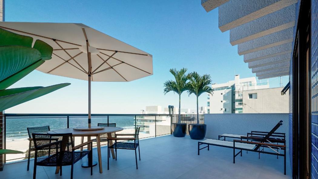 Apartamento em Matinhos - PR, no bairro Caiobá - Referência AP0025-MELE