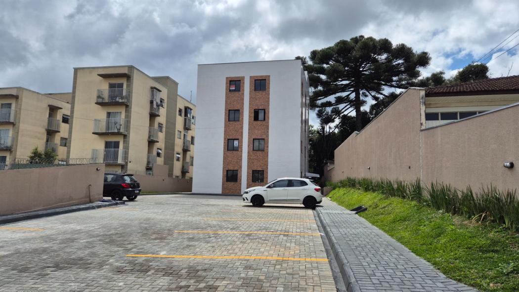 Apartamento em Colombo - PR, no bairro Roça Grande - Referência AP0031-MAI8