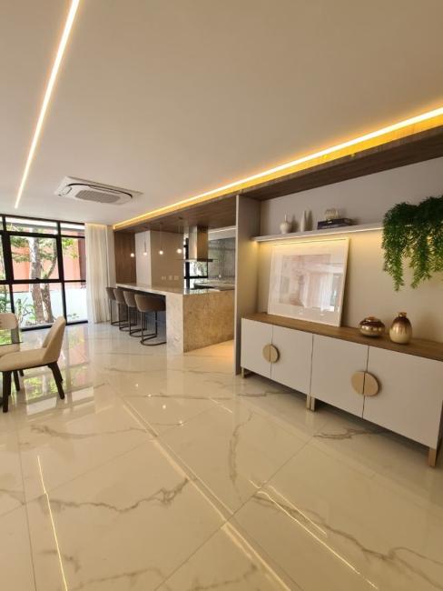 Apartamento à venda em Cristo Rei, Curitiba — Hub Urbana