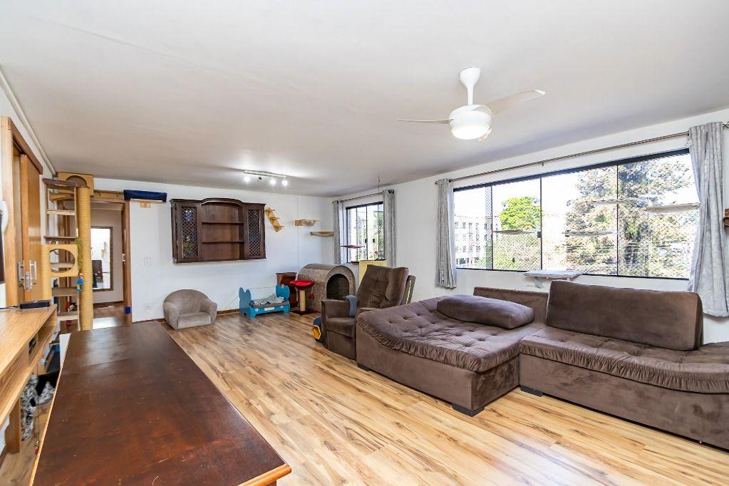 Apartamento em Curitiba - PR, no bairro Bacacheri - Referência AP0038-MACF