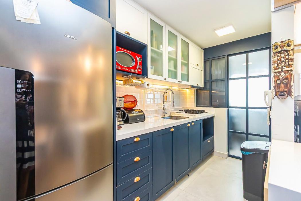  - EXELENTE APARTAMENTO SEMI-MOBILIADO EM CONDOMÍNIO CLUBE 
