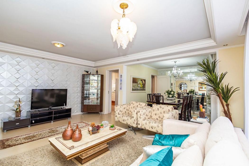 Apartamento em Curitiba - PR, no bairro Novo Mundo - Referência AP0047-AL0F