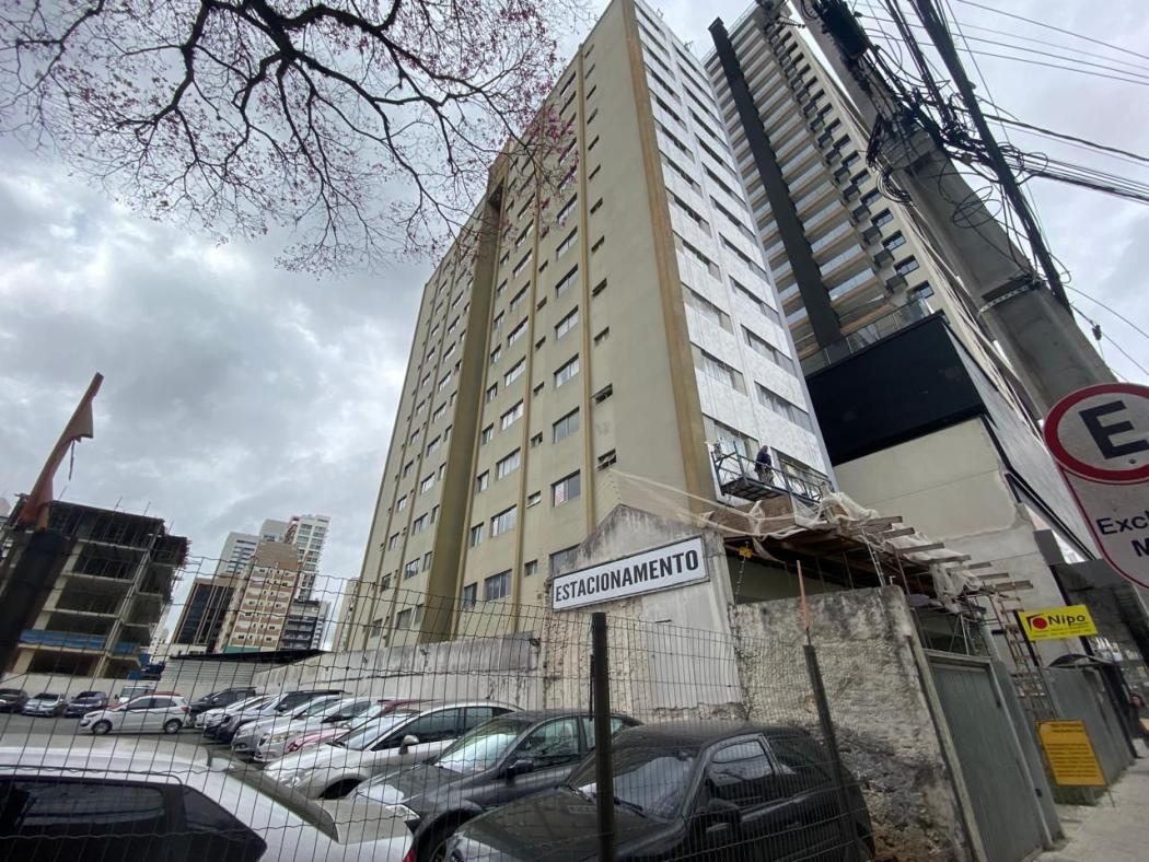 Apartamento em Curitiba - PR, no bairro Centro - Referência AP0048-EVOS