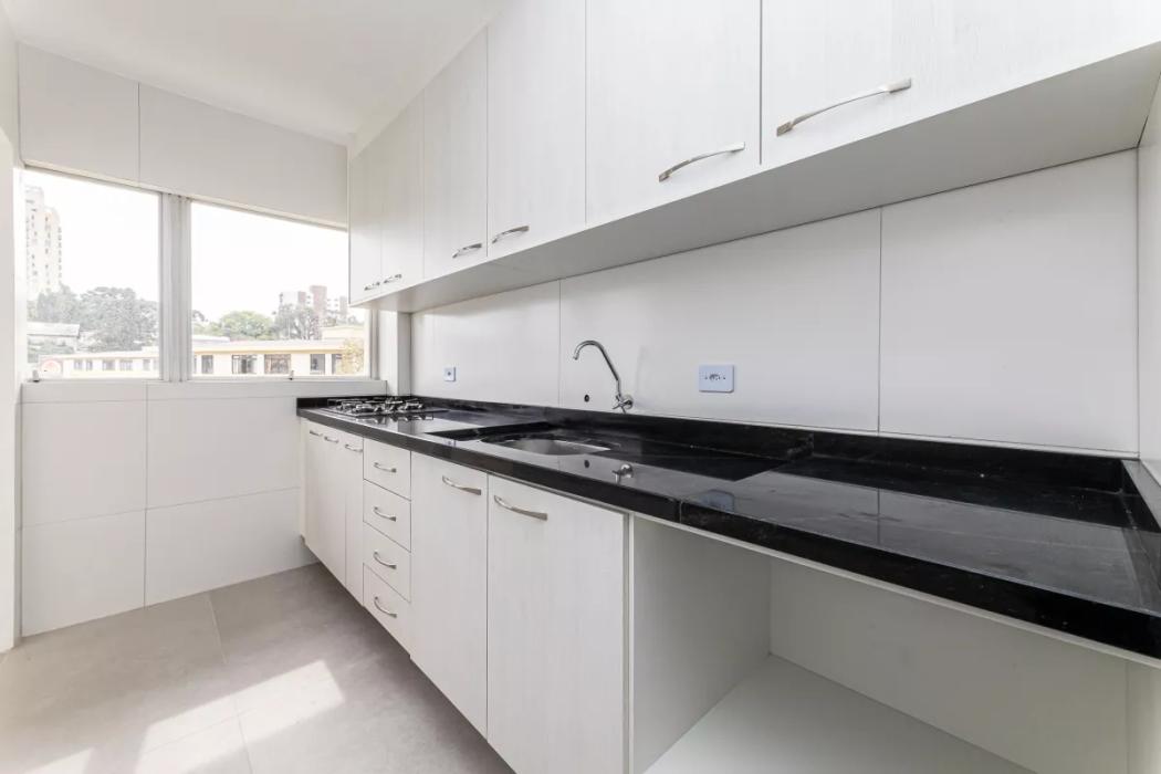  - Apartamento 1 quarto, AU: 46,50m², Ed José Conrado Riedel, Centro Cívico, Curitiba/PR