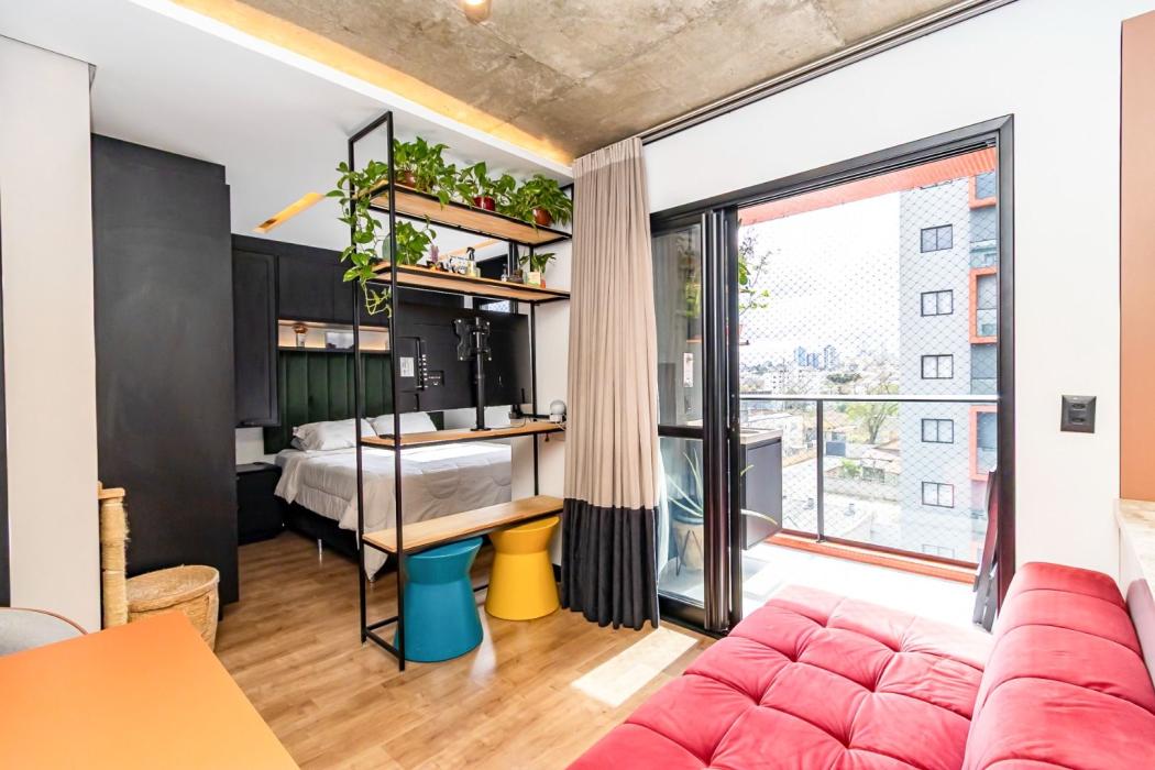 Apartamento em Curitiba - PR, no bairro Rebouças - Referência AP0092-KRF