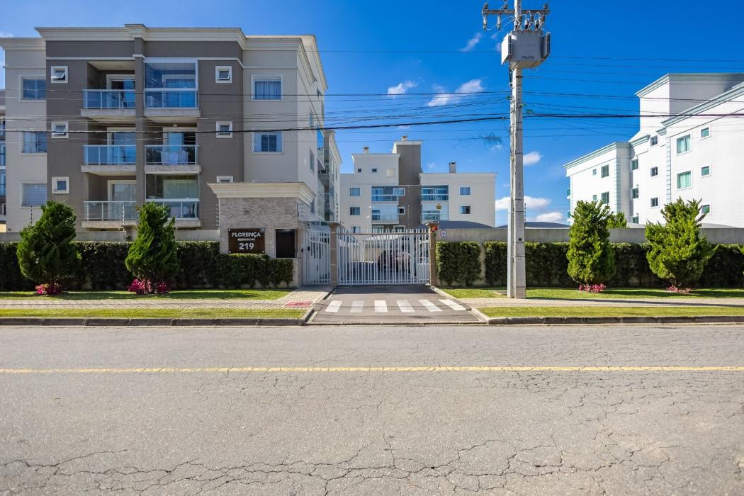 Apartamento em Curitiba - PR, no bairro Xaxim - Referência AP0093-ARBQ