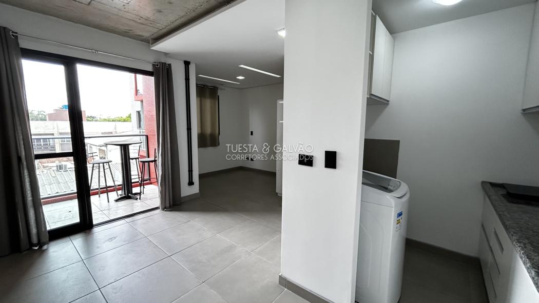 Apartamento em CURITIBA - PR, no bairro Rebouças - Referência AP0109-703B-GALV