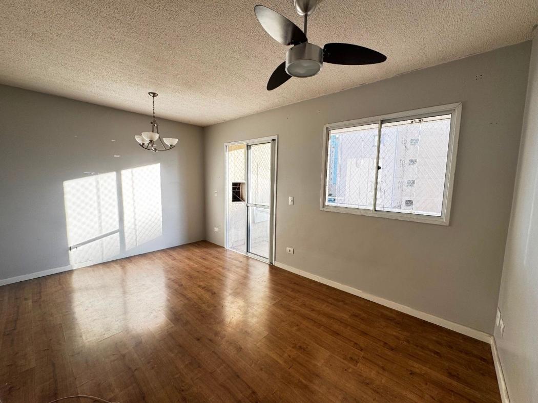 Apartamento à venda em Capão Raso, Curitiba — Hub Urbana