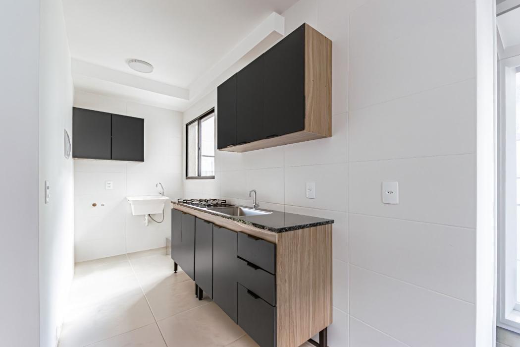 Apartamento em Almirante Tamandaré - PR, no bairro Lamenha Grande - Referência AP0125-LACJ