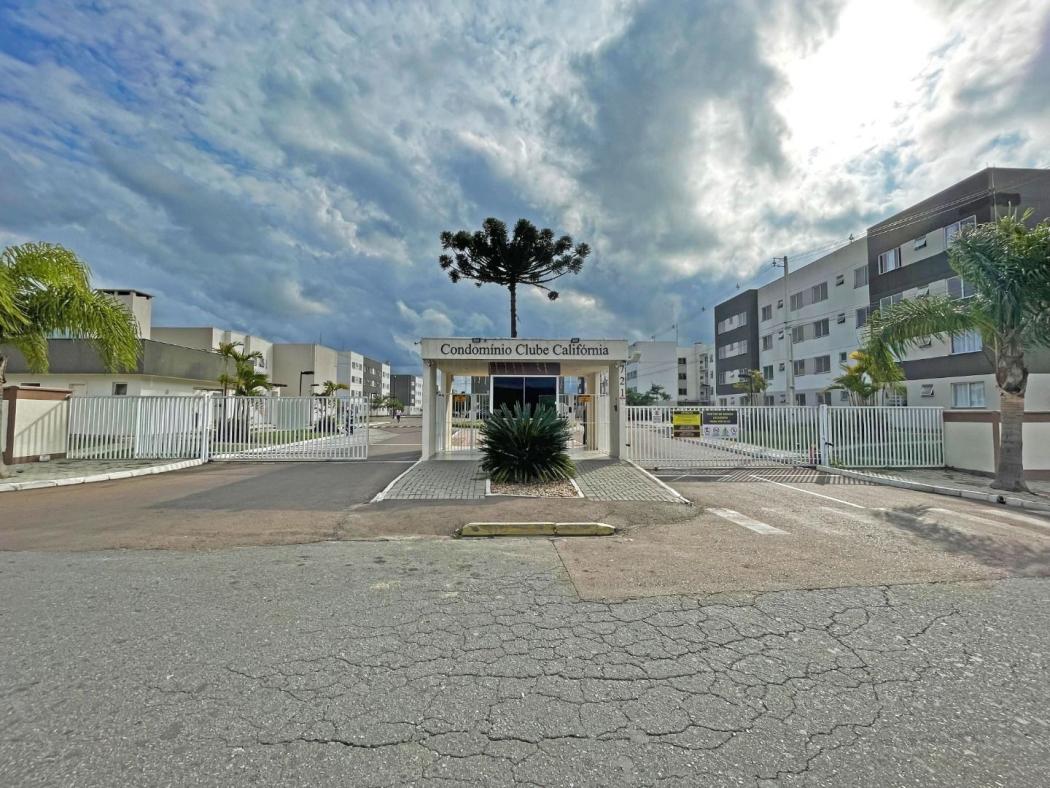 Apartamento à venda em Jardim Itaqui, Campo Largo — Fava Imóveis