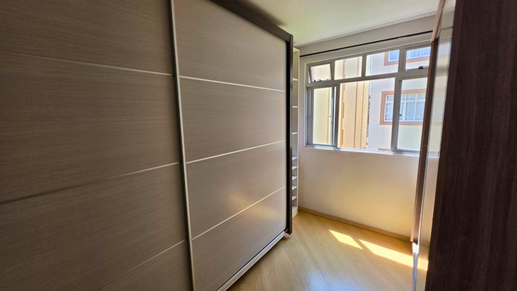 Apartamento à venda em Boqueirão, Curitiba — Fava Imóveis