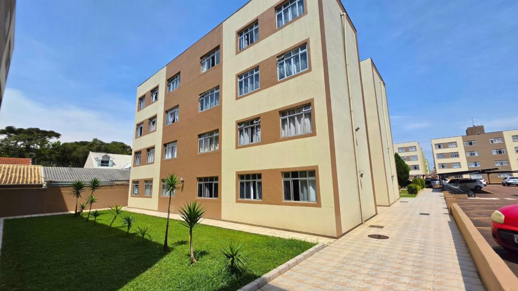 Apartamento à venda em Boqueirão, Curitiba — Fava Imóveis