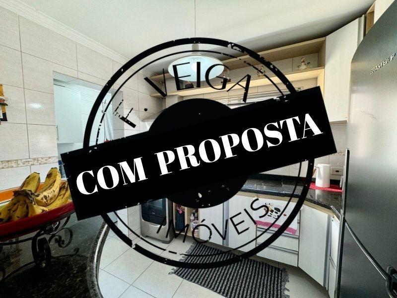 Apartamento em Curitiba - PR, no bairro Novo Mundo - Referência AP0213-FE0E