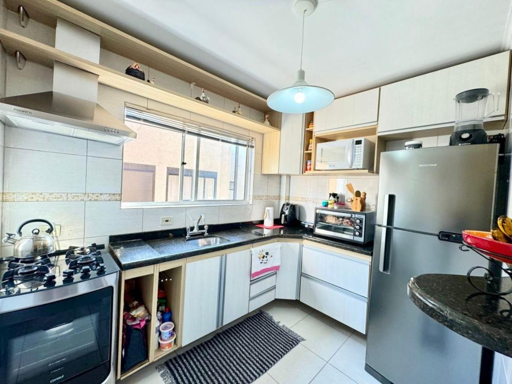Apartamento em Curitiba - PR, no bairro Novo Mundo - Referência AP0213-FE0E