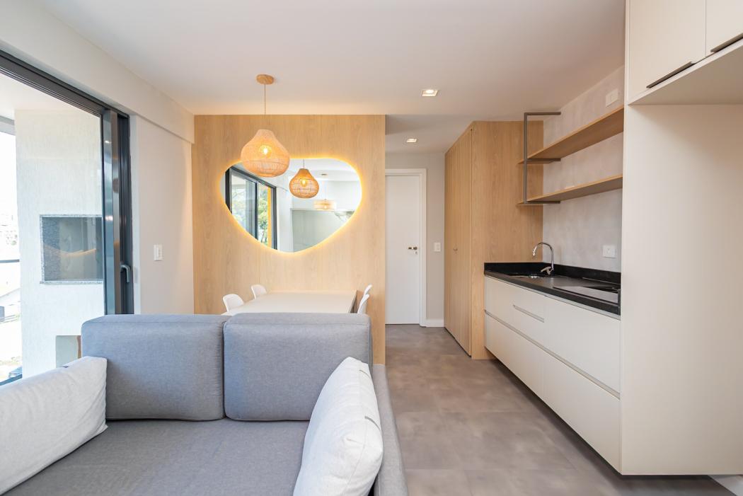 Apartamento em CURITIBA - PR, no bairro Água Verde - Referência AP0224-LUMI