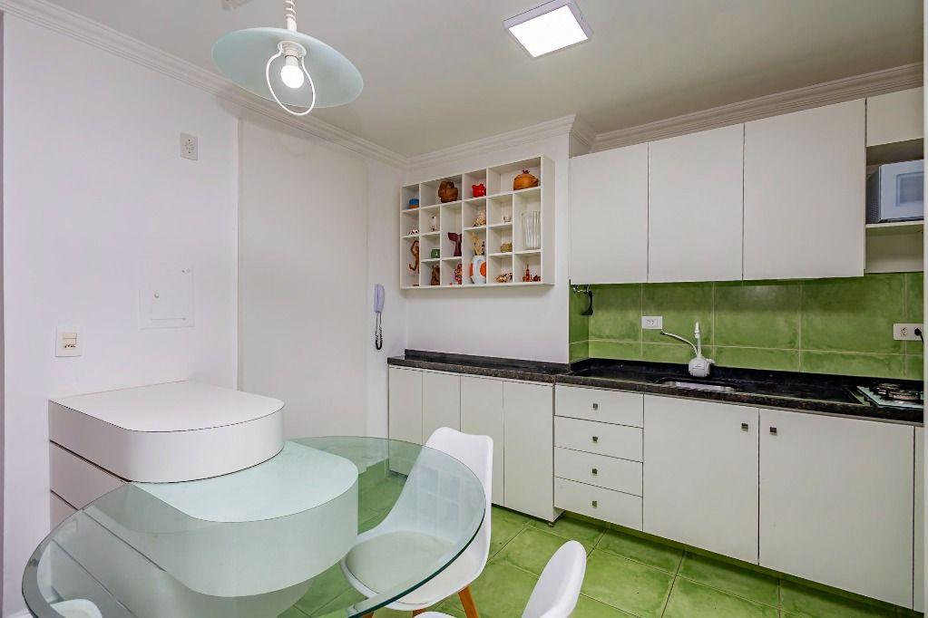 Apartamento em Curitiba - PR, no bairro Cristo Rei - Referência AP0231-JCN