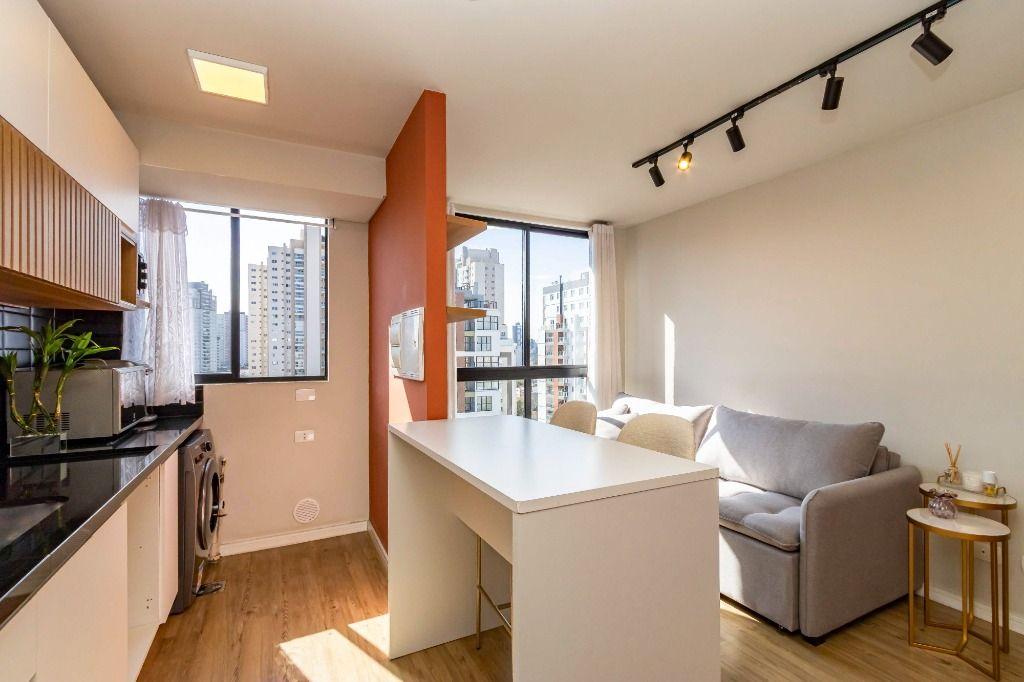 Apartamento em Curitiba - PR, no bairro Portão - Referência AP0246-VYPB