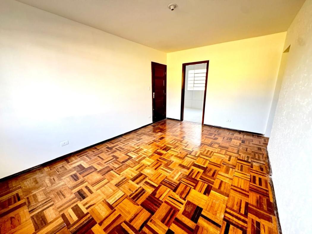 Apartamento em Curitiba - PR, no bairro Água Verde - Referência AP0253-FE0E
