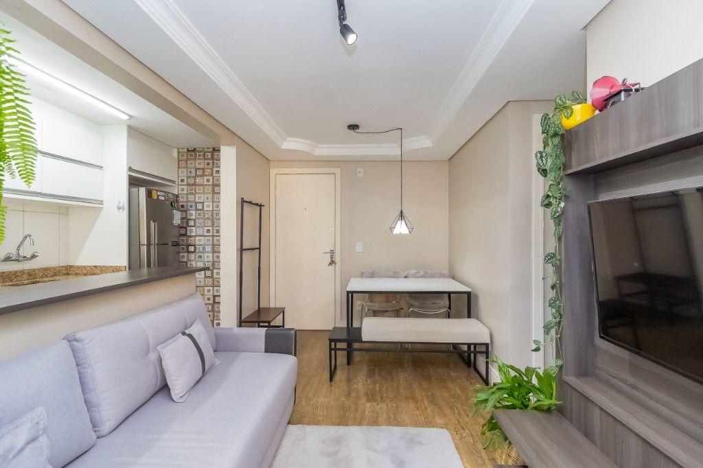 Apartamento em Curitiba - PR, no bairro Cristo Rei - Referência AP0261-VYPB