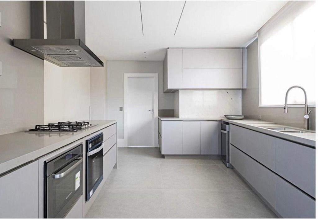 Apartamento em Curitiba - PR, no bairro Água Verde - Referência AP0295-CIMV