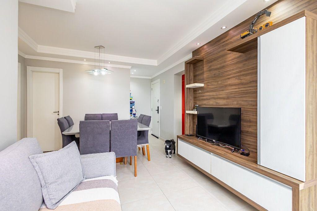 Apartamento em Curitiba - PR, no bairro Capão Raso - Referência AP0296-VYPB