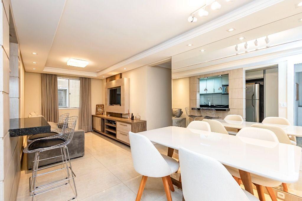 Apartamento em Curitiba - PR, no bairro Cabral - Referência AP0304-VYPB