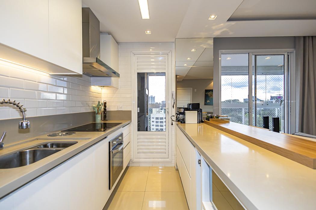  - Apartamento 2 quartos com suíte à venda no bairro Cabral em Curitiba/PR