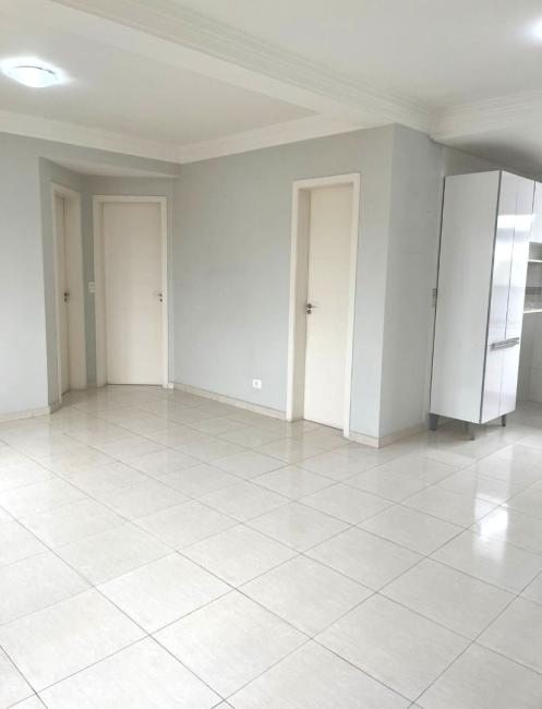  - Apartamento com 2 dormitórios para alugar, 84 m² por R$ 2.644,74/mês - Hauer - Curitiba/PR