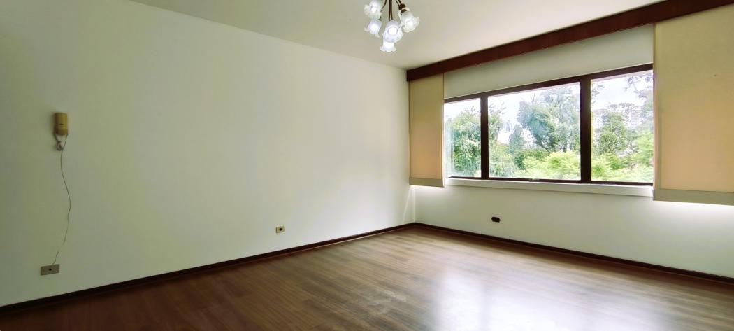  - APARTAMENTO com 3 dormitórios à venda por R$ 735.000,00 no bairro Centro - CURITIBA / PR
