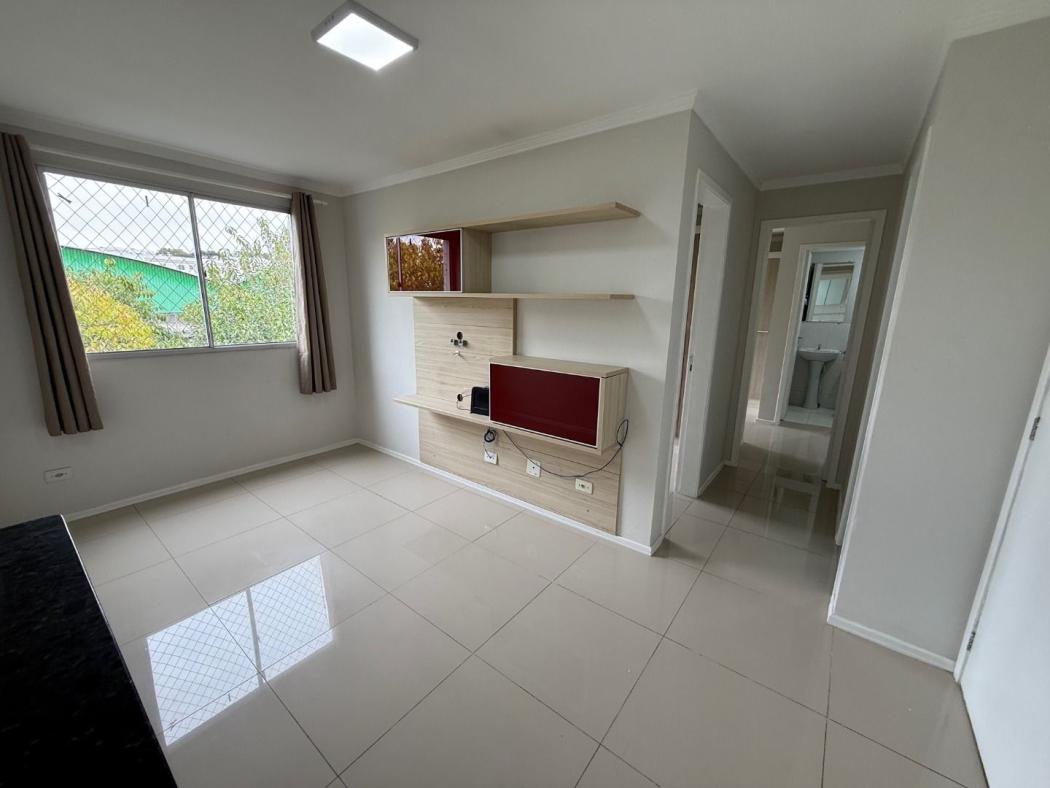Apartamento em Curitiba - PR, no bairro Novo Mundo - Referência AP0373-CBJV