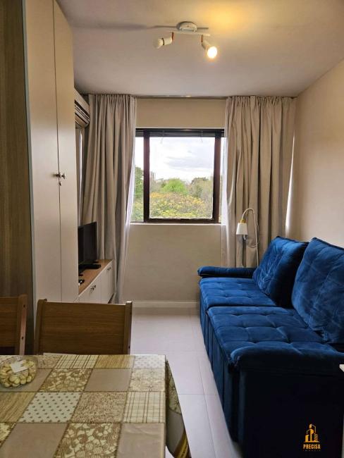 Apartemento de 1 quarto com mobília no Centro Cívico - próximo ao Bosque do Papa