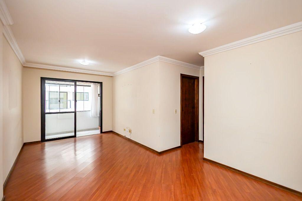 Apartamento em Curitiba - PR, no bairro Água Verde - Referência AP0463-RECH