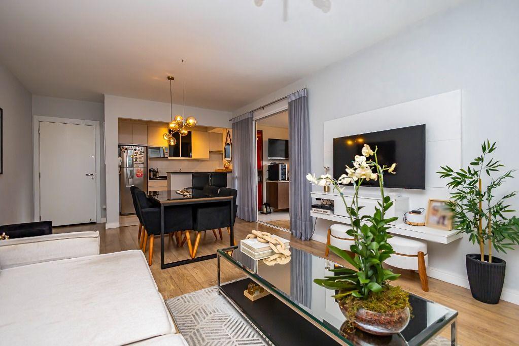 Apartamento com 3 quartos ( 1 suíte ), à venda - Água Verde - JB3 Imóveis