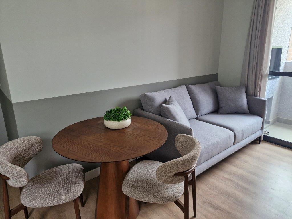 Apartamento em Curitiba - PR, no bairro Água Verde - Referência AP0604-TDIA