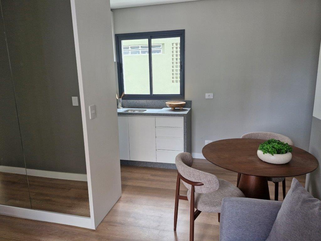 Apartamento à venda com 2 quartos, 50m² - Água Verde,Curitiba 