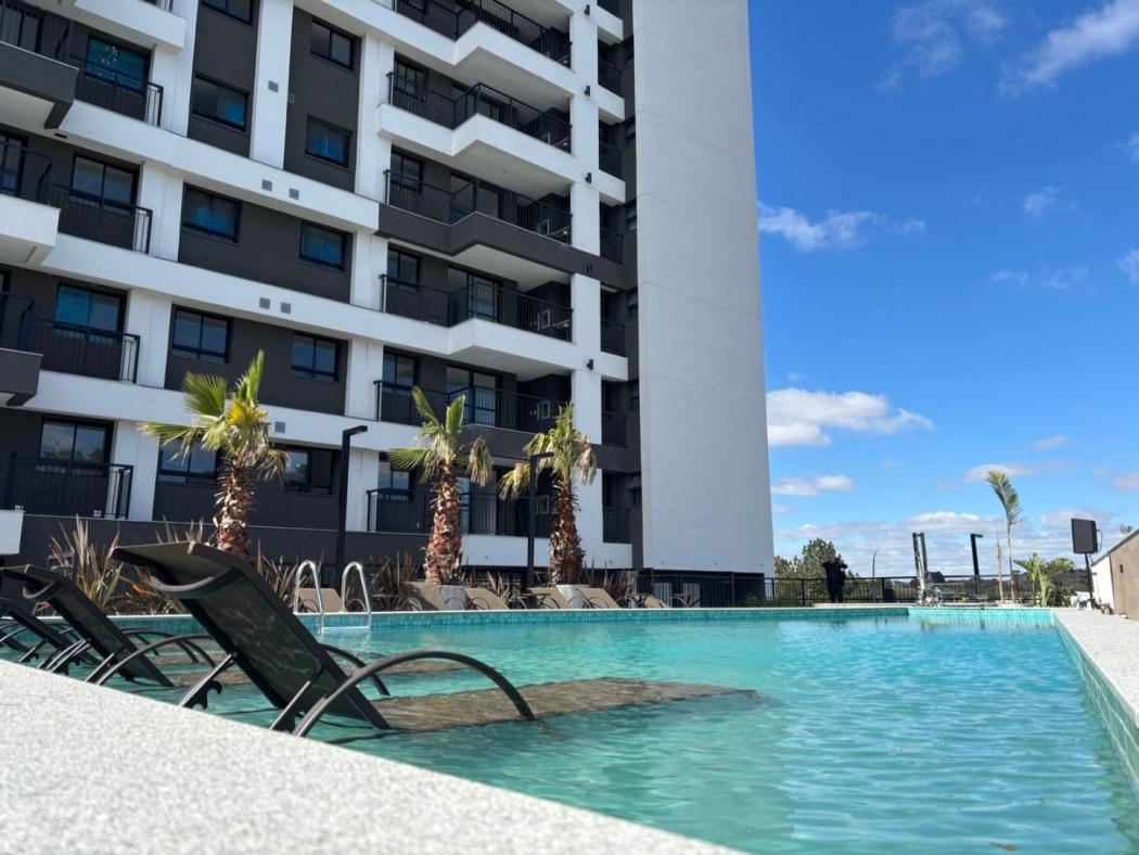 Apartamento em Curitiba - PR, no bairro Cristo Rei - Referência AP0698-VET6