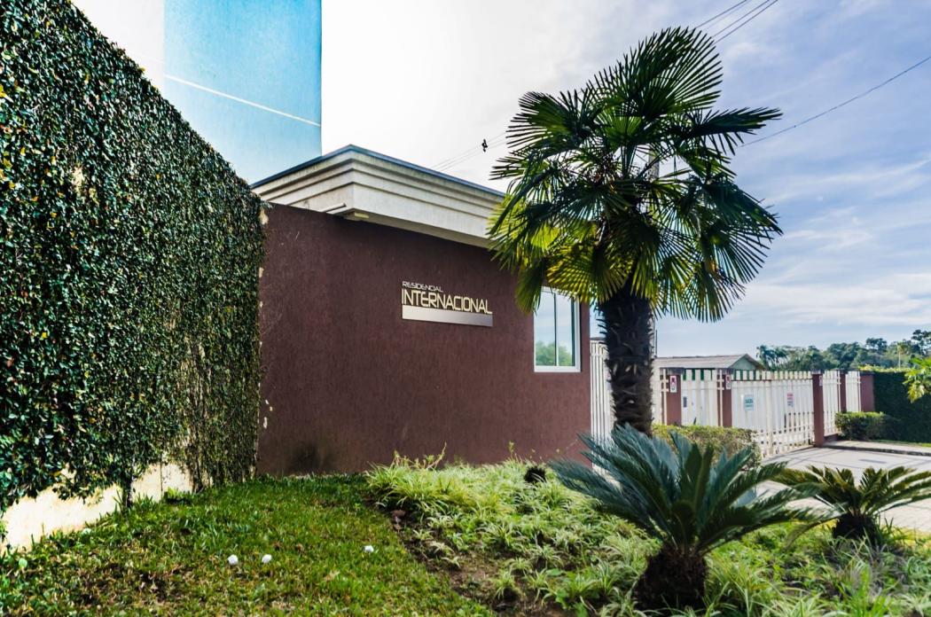 Apartamento com 1 dormitório, 42 m² - venda por R$ 214.000,00 ou aluguel por R$ 1.589,00/mês - Santa Felicidade - Almirante Tamandaré/PR - voa corretor